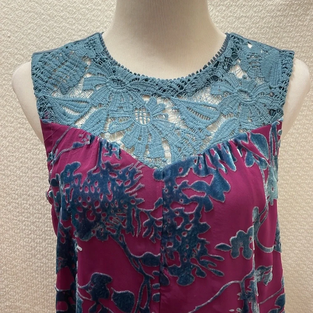Anthropologie Lace Velvet Top/Blouse size Medium - Picture 3 of 9